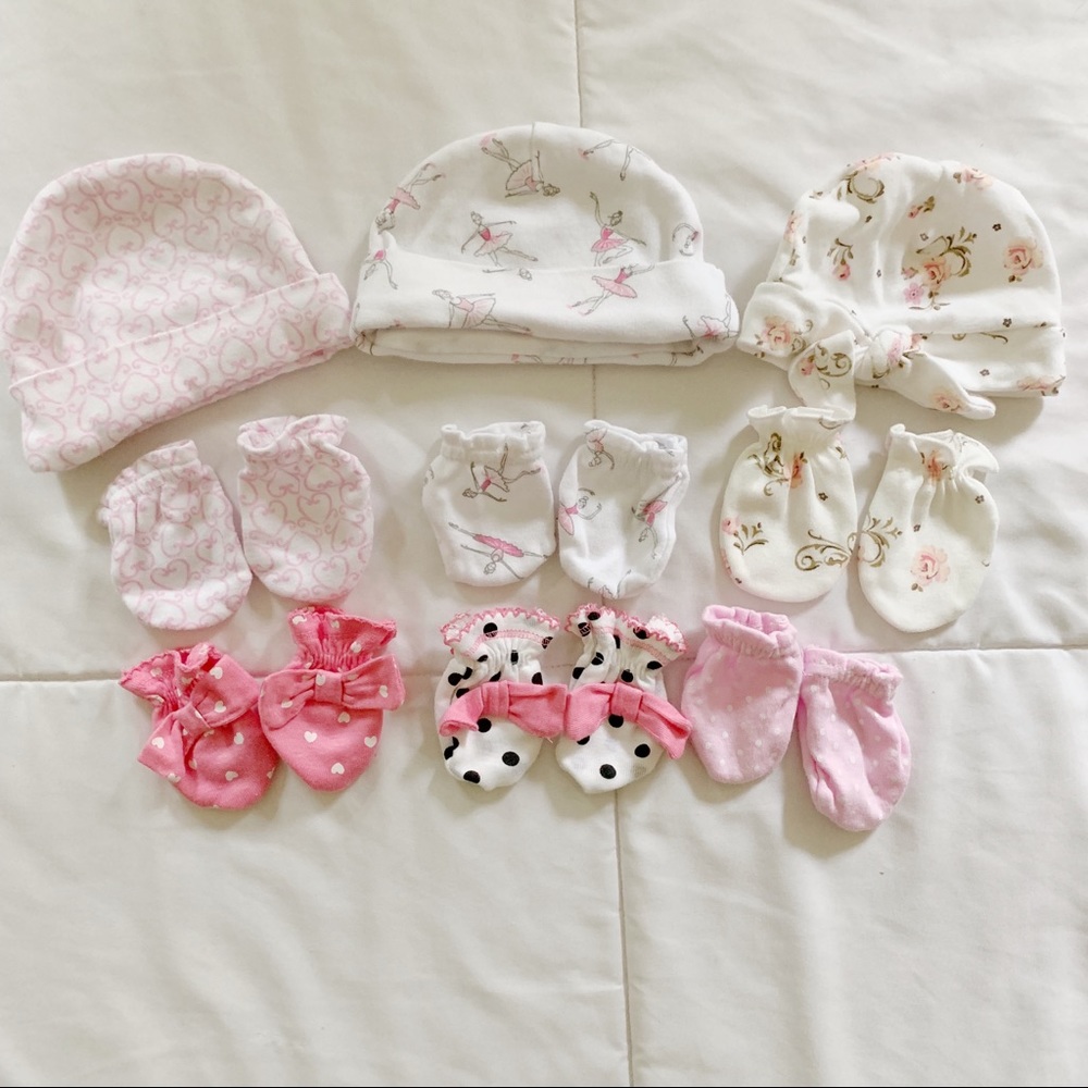 Bundle Baby Hats and Mitts